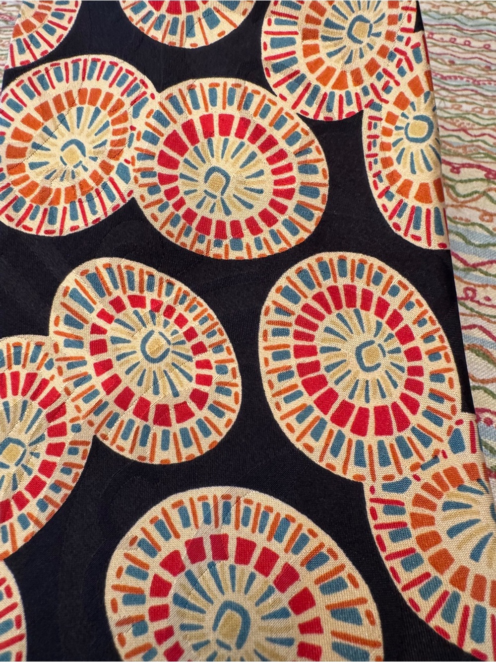 Vintage XMI Platinum Silk Medallion Necktie Navy Tie with Multicolor Circles - Picture 8 of 10